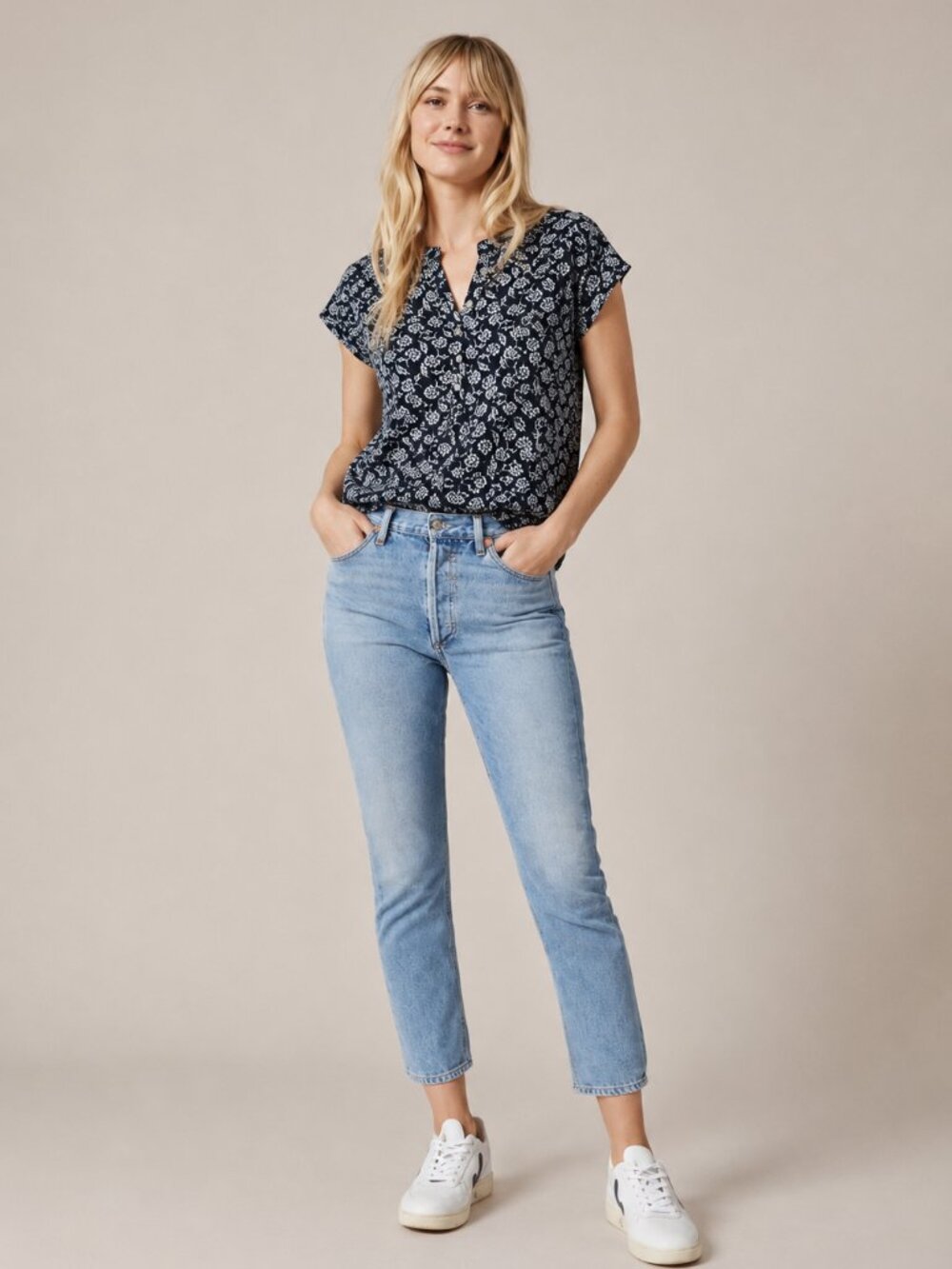 Old Navy Black Short Sleeve Top with White Floral Print - Indie, Boho
